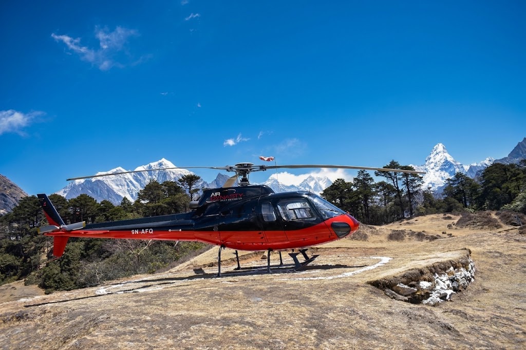 Helicopter arriving at Syangboche airstrip